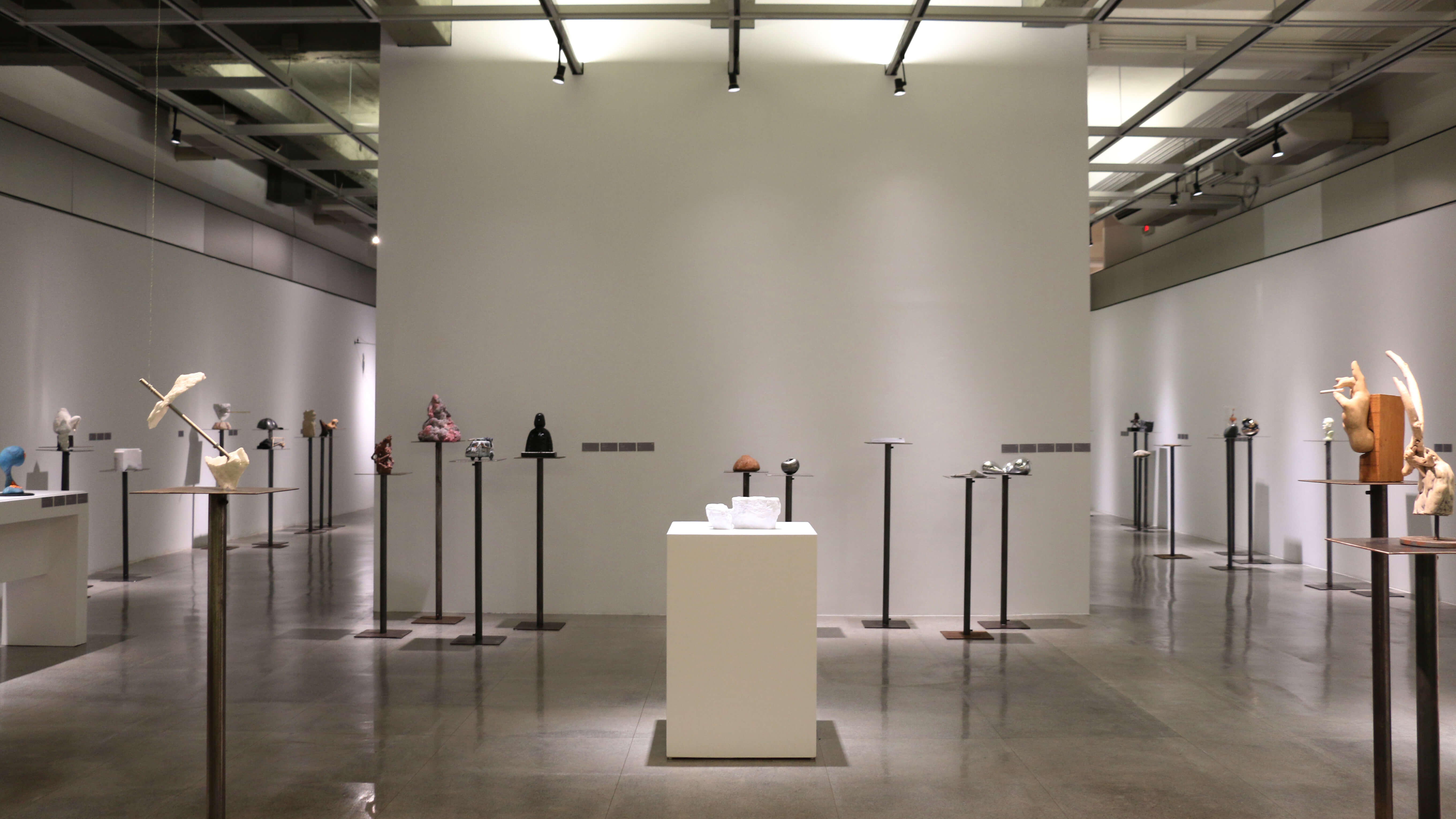 宜蘭美術館101展覽室。圖 / 國際袖珍雕塑展提供