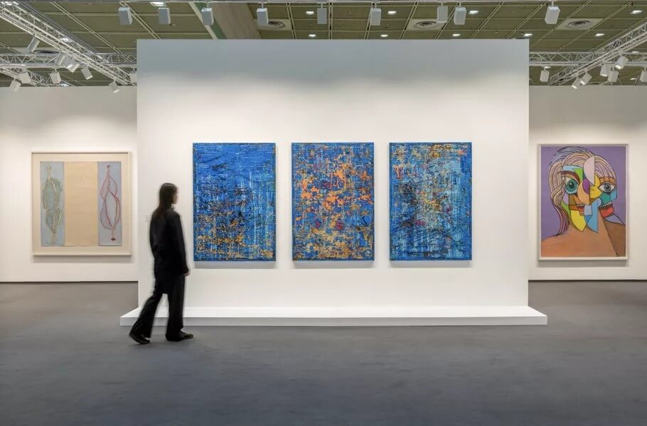 Frieze Seoul首爾藝術博覽會開幕日銷售告捷，Mark Bradford畫作以450萬美元成交