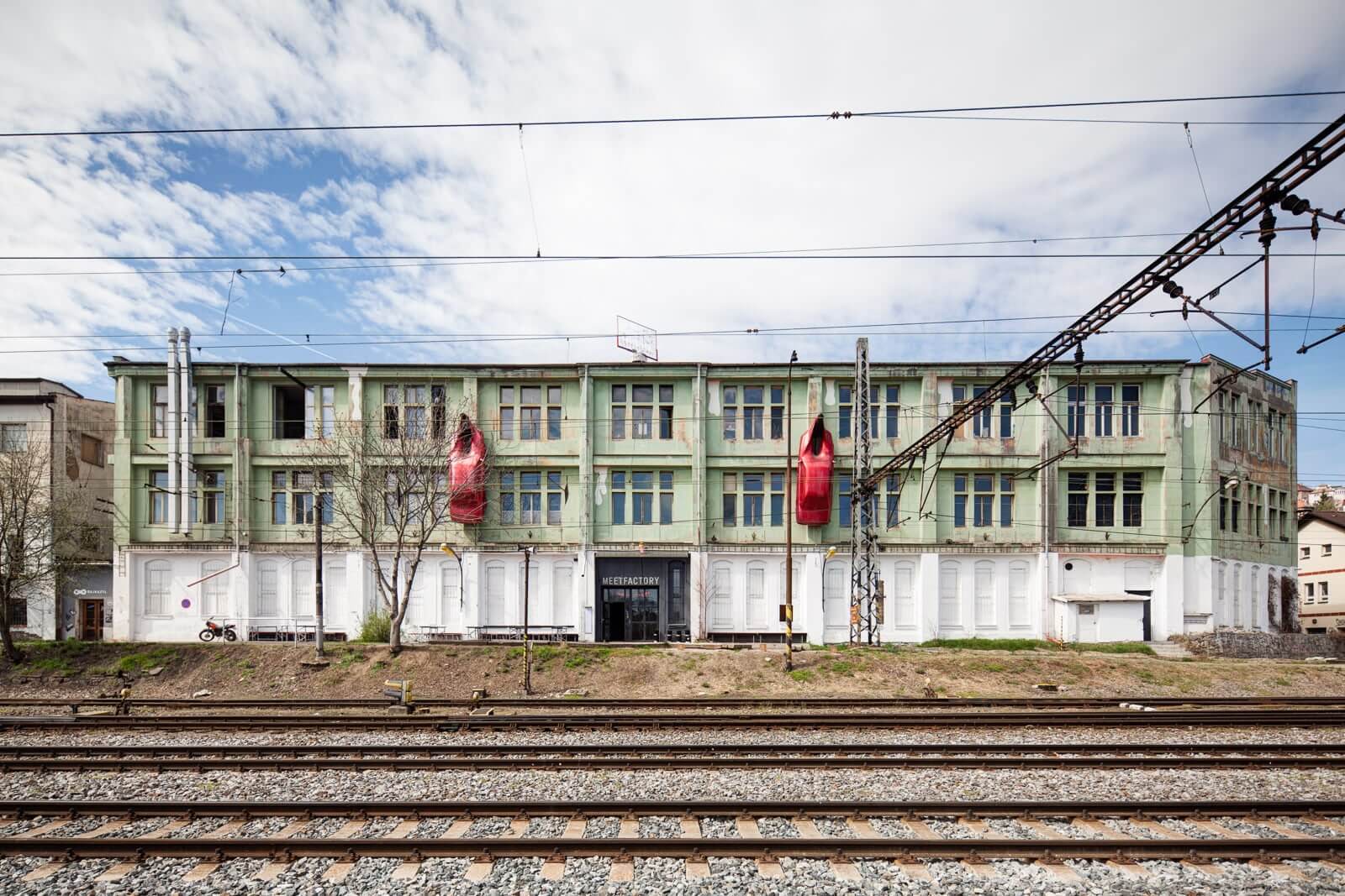 捷克布拉格MEET FACTORY 藝術中心－臺灣藝術家駐村計畫，開放徵件至2026 年1 月18 日止- 非池中藝術網